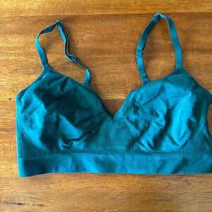 Athleta light support sports bra